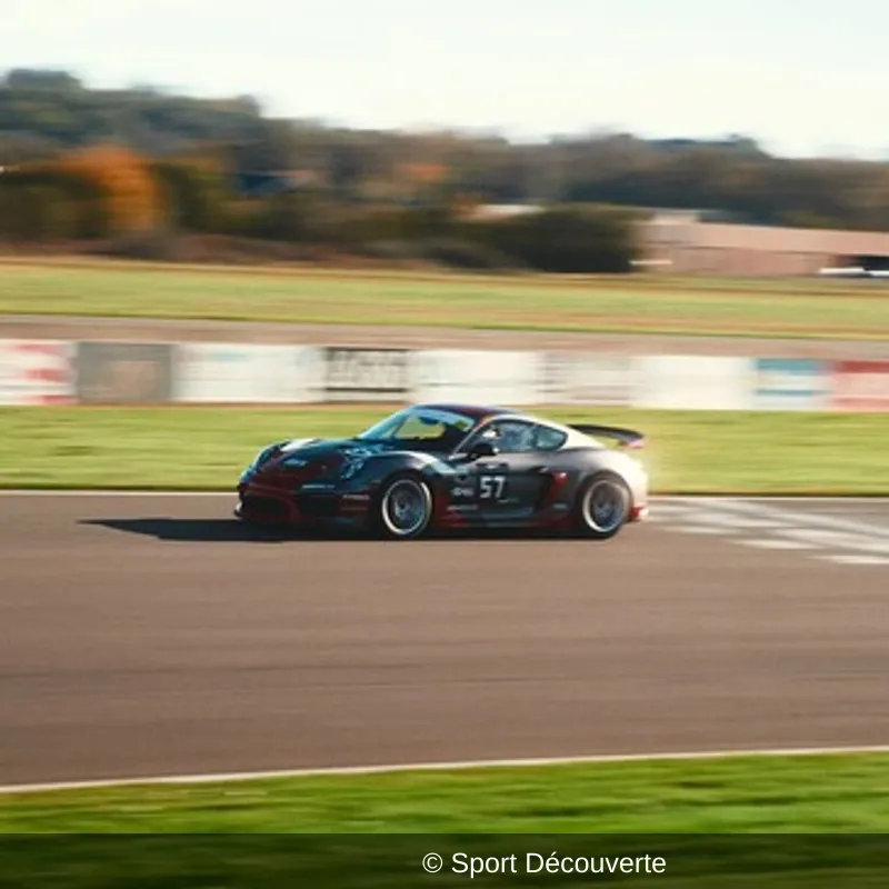 Baptême en Porsche 718 Cayman GT4 Clubsport -Circuit de Pau-Arnos