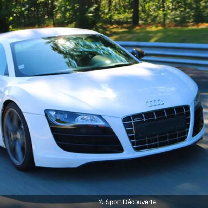 Coffret Pilotage en Audi R8 V10 sur le circuit de Folembray