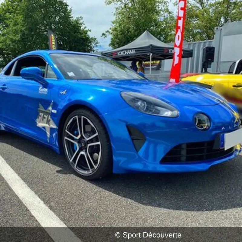 Coffret Pilotage Enfant en Alpine A110 sur le circuit d’Abbeville