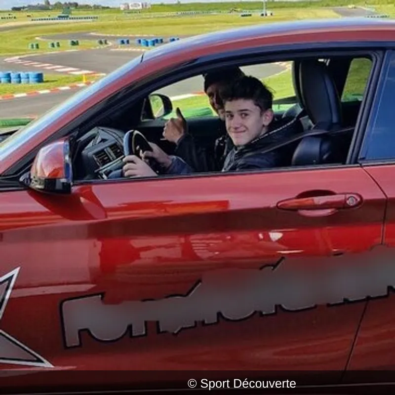 Coffret Pilotage Enfant en BMW M2 sur le circuit d’Abbeville