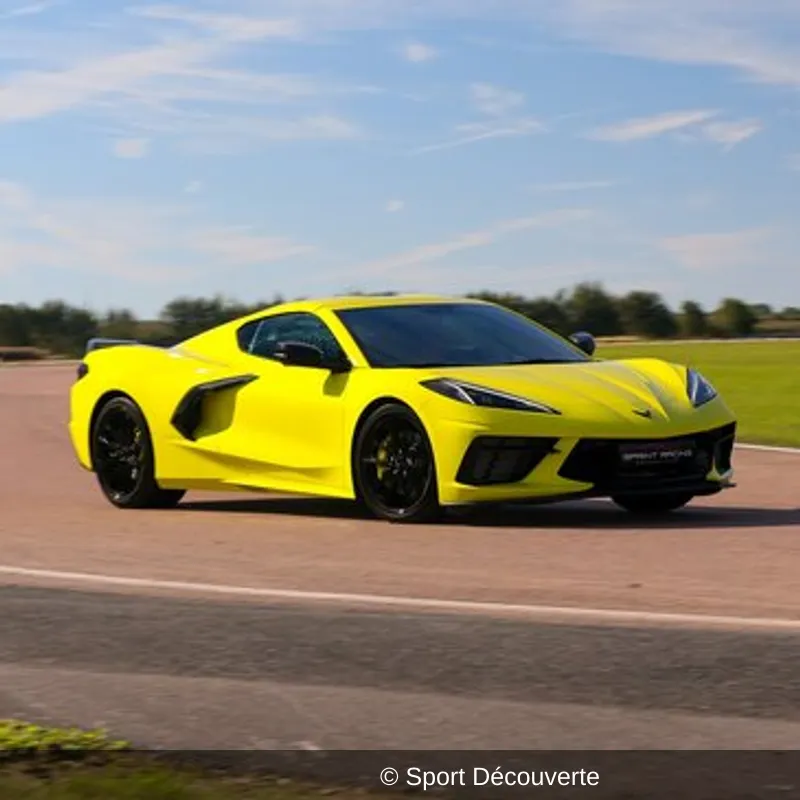 Pilotage Corvette C8 sur le circuit des Ecuyers