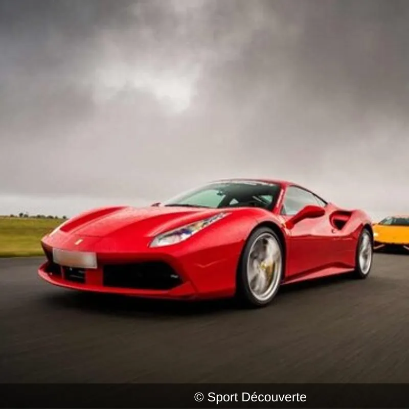 Pilotage Ferrari 488 GTB sur le circuit de Fontenay-le-Comte