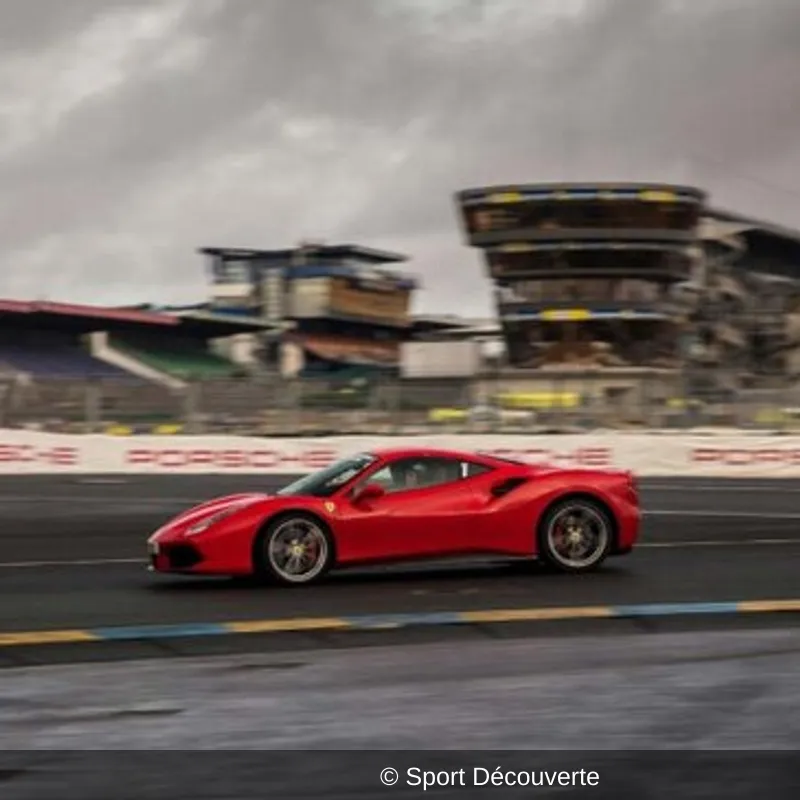 Pilotage Ferrari 488 GTB sur le circuit d’Issoire