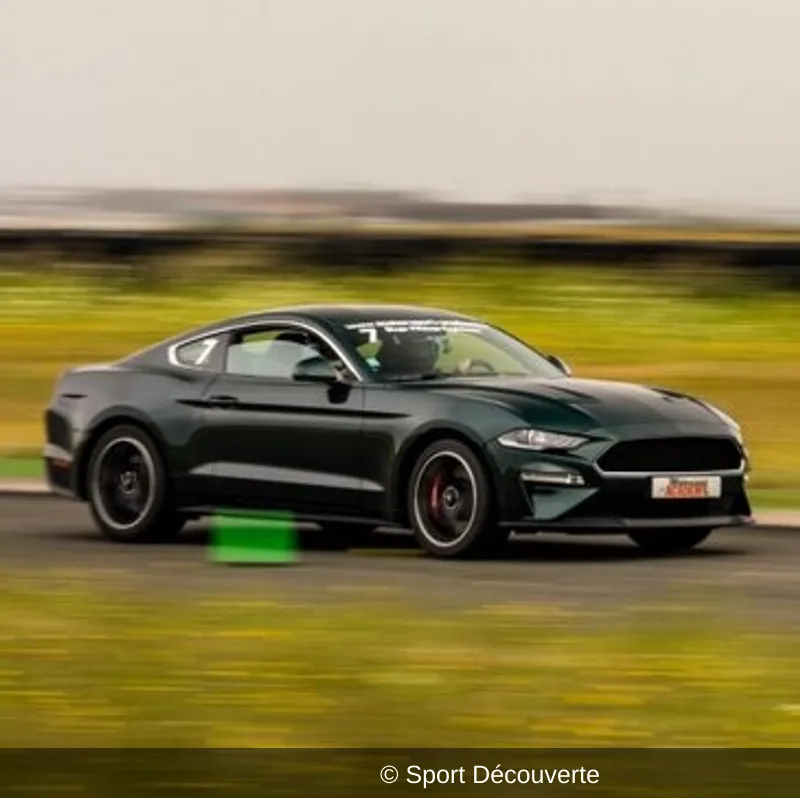 Pilotage Ford Mustang Bullitt sur le circuit de Mornay