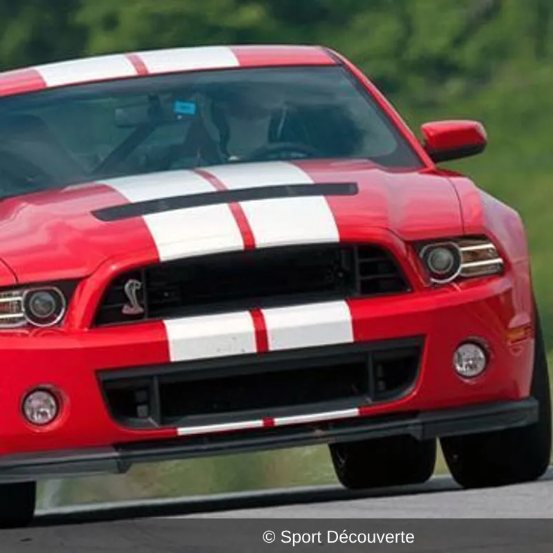 Pilotage Ford Mustang GT500 sur le circuit de Clastres