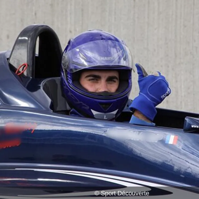 Pilotage Formule Renault sur le circuit de Folembray