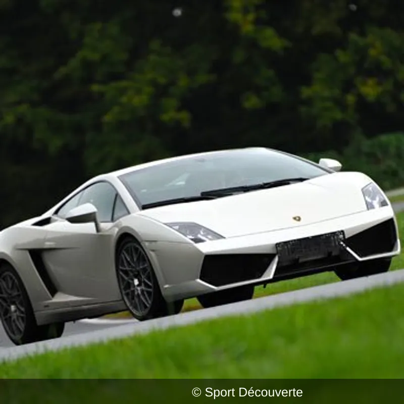Pilotage Lamborghini Gallardo LP560 sur le circuit d’Abbeville