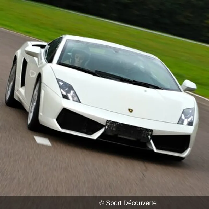 Pilotage Lamborghini Gallardo LP560 sur le circuit de Clastres