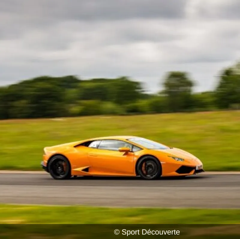 Pilotage Lamborghini Huracan LP-610 sur le circuit de Magny-Cours