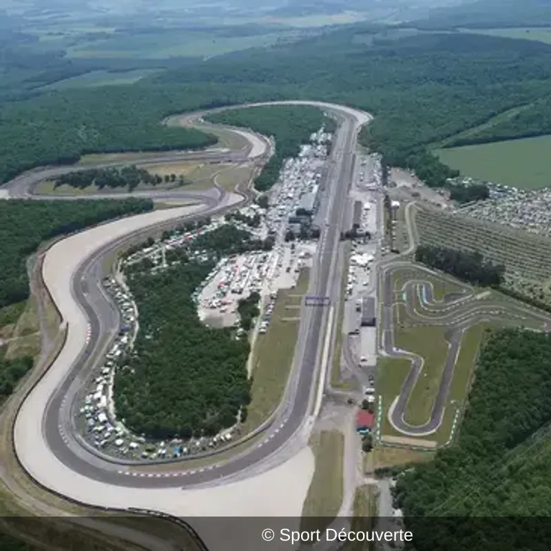 Pilotage Mercedes AMG GT R Pro - Circuit de Dijon-Prenois