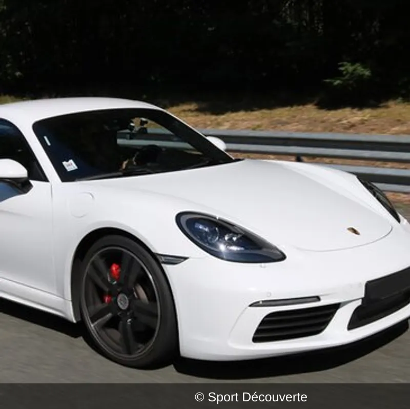 Pilotage Porsche 718 Cayman S sur le circuit du Luc