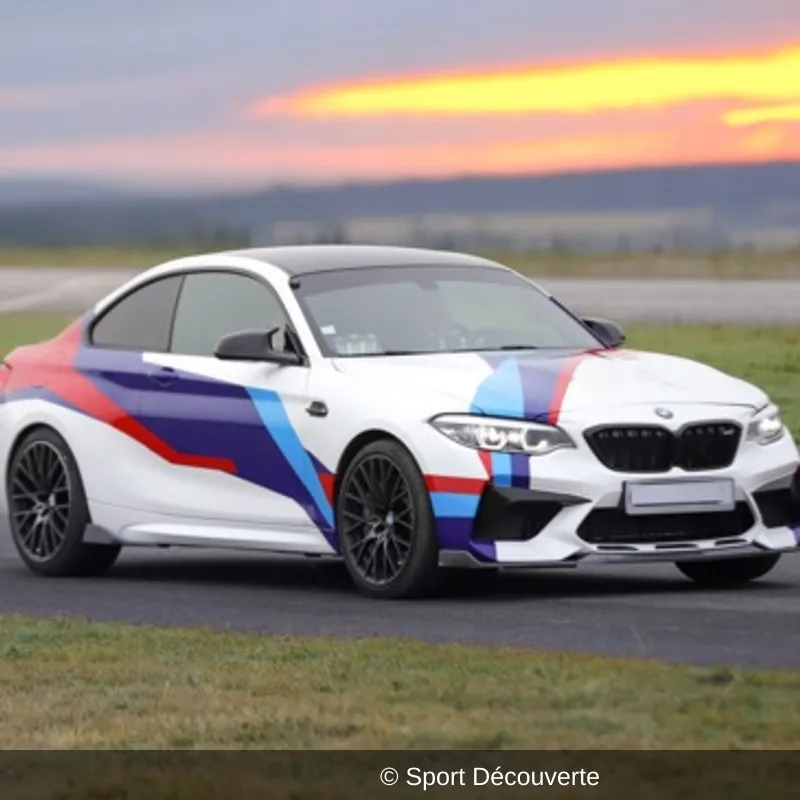 Pilotage pour Enfant en BMW M2 Compétition sur le circuit du Grand Sambuc