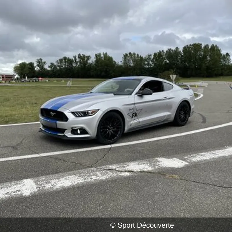 Pilotage pour Enfant en Ford Mustang à Alès