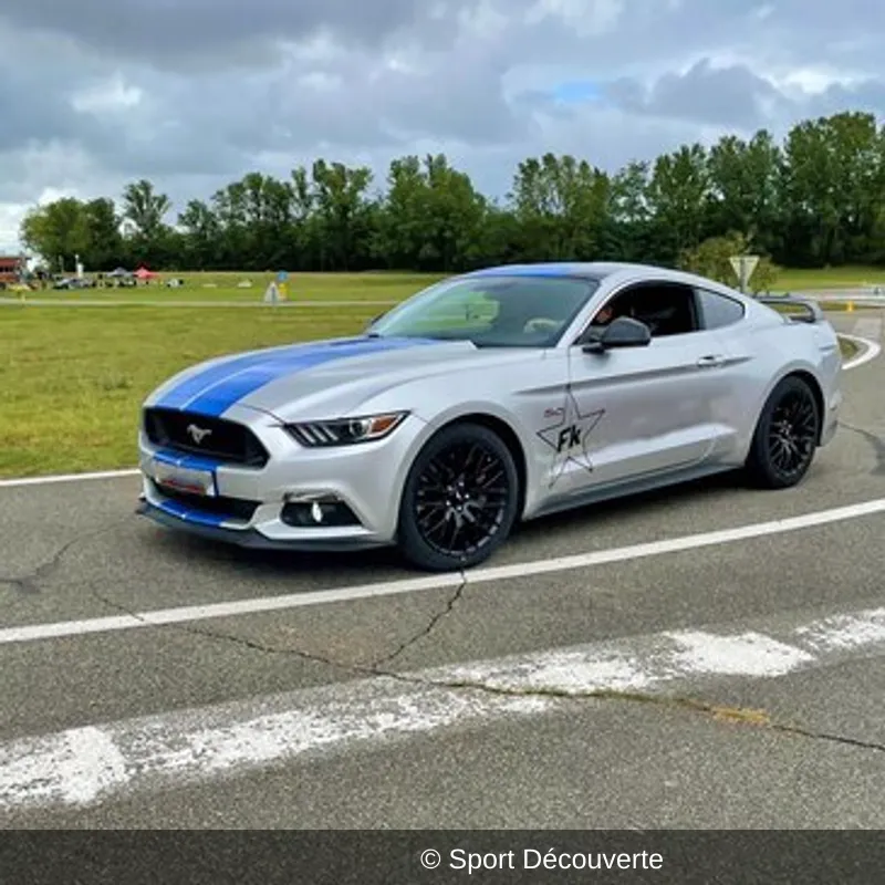 Pilotage pour Enfant en Ford Mustang à Château-Gaillard