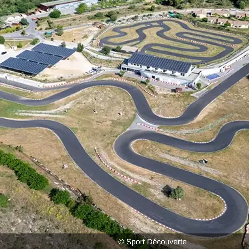 Pilotage pour Enfant en Nissan GTR à Brissac