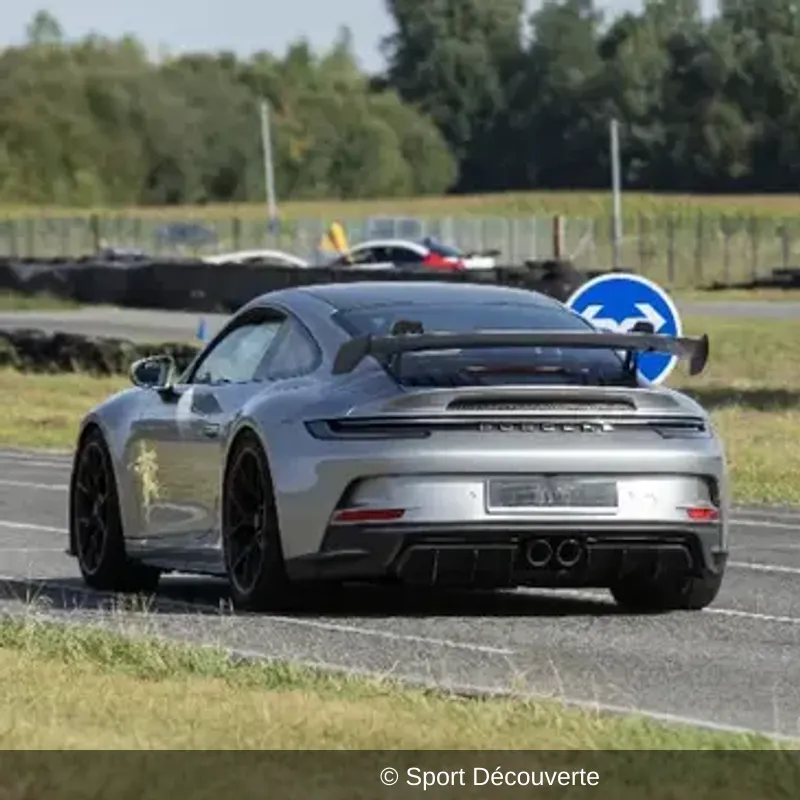 Pilotage pour Enfant en Porsche à Brissac