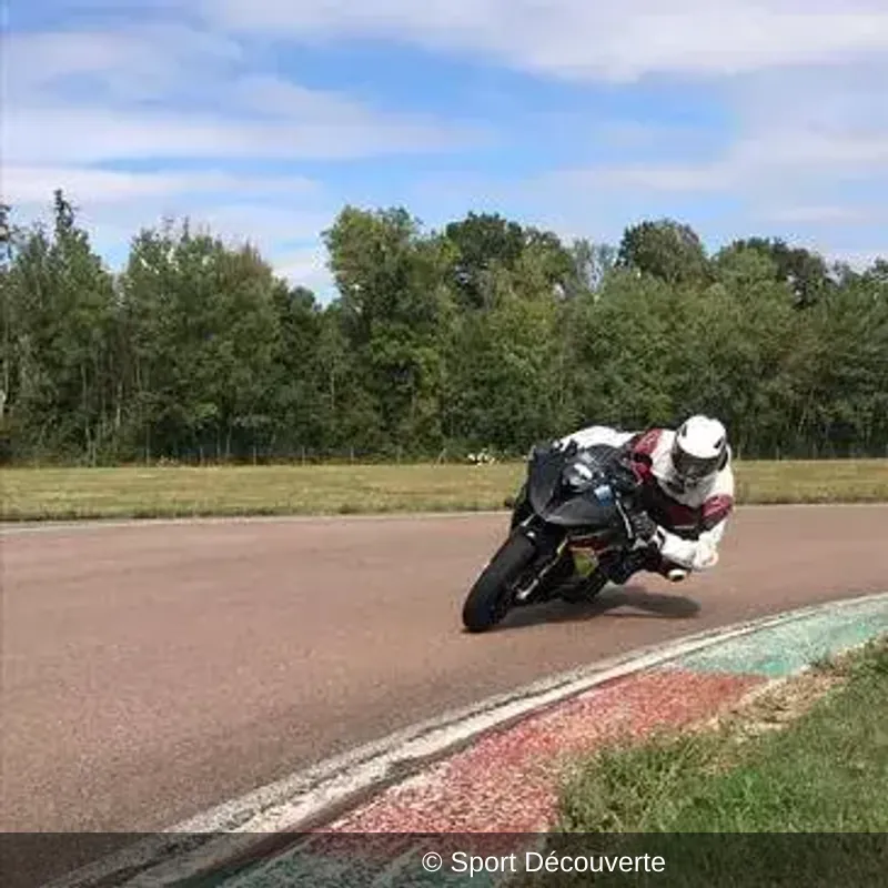 Stage Coaching avec votre Moto - Circuit de Magny-Cours Club