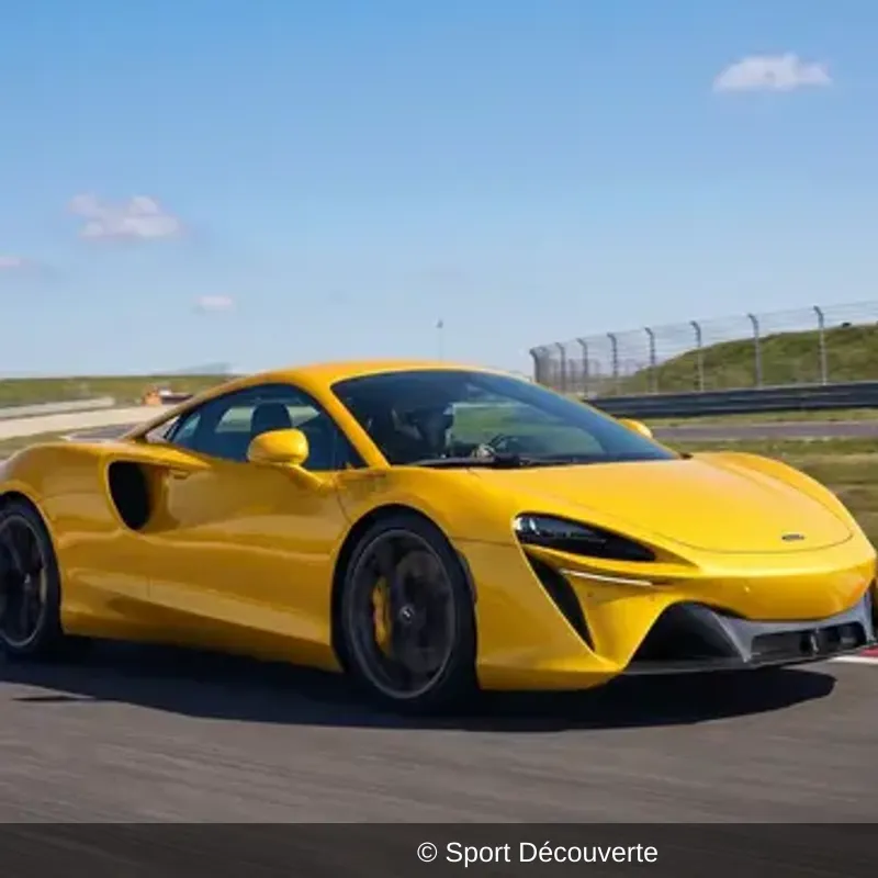 Stage Pilotage en McLaren Artura - Circuit Saint-Dié-des-Vosges